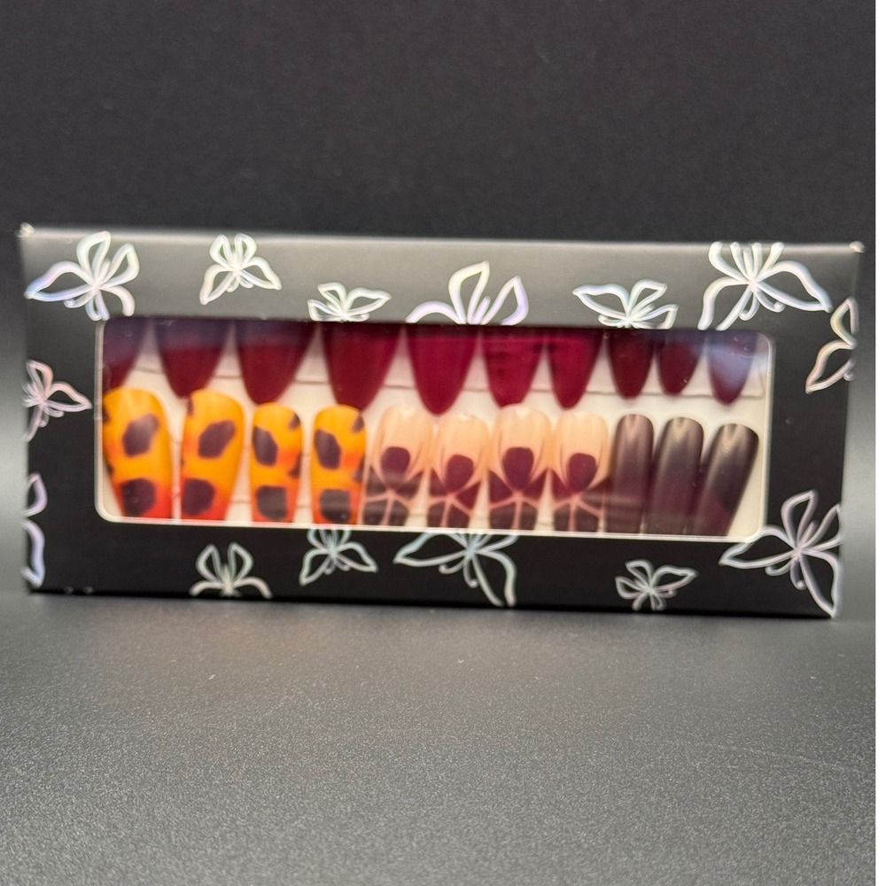 Press‎ On Nails Almond Shape Leopard Print Burgundy Nails False Nails Set